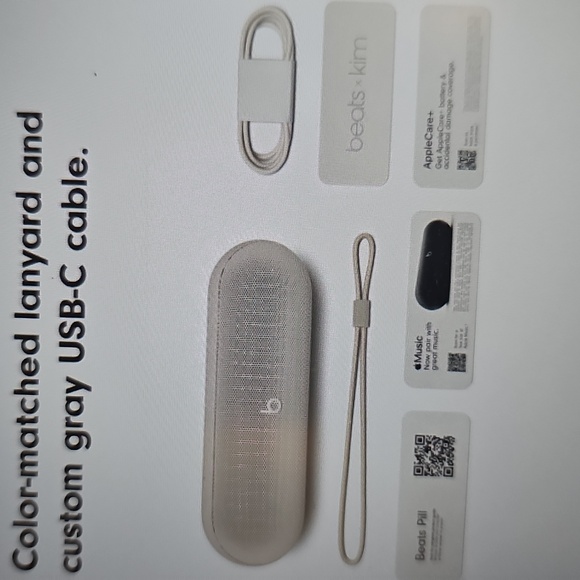 NIB Beats Pill x Kim Kardashian Wireless Bluetooth Speaker Portable Charger USBC - Picture 2 of 10